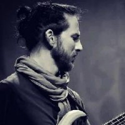 Clases de bajo en Haedo, Flores y domicili en Villa Urquiza, Ciudad A. de Buenos Aires