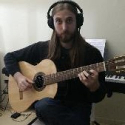 Clases de guitarra/bajo - Claudio Delgift en Tigre, Pcia. Buenos Aires (GBA Norte)