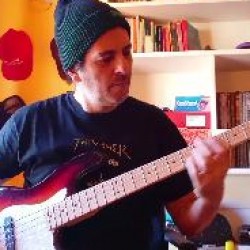 Clases de Bajo por  Gabo Fernández en Villa Urquiza, Ciudad A. de Buenos Aires